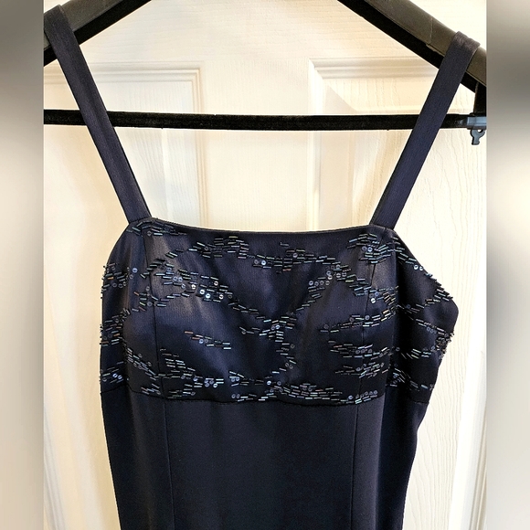Beautiful Navy Mother of the Bride or Groom Dress with Sequined Top - Picture 4 of 7